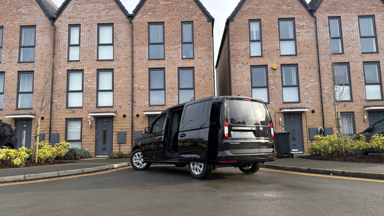Ford Transit Connect 230 L2 Diesel 2.0 EcoBlue 102ps Limited Van
